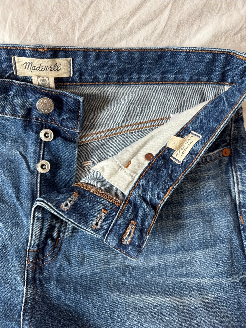 Madewell Darted Barrel Leg Jeans - Picture 7 of 7